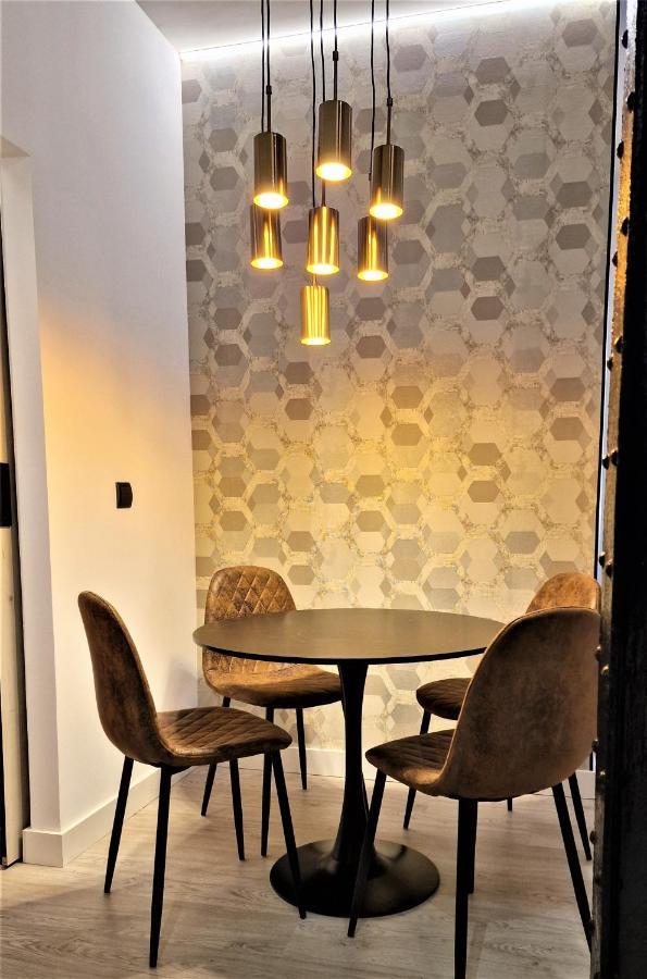 Apartamentos Wur Madrid Esterno foto