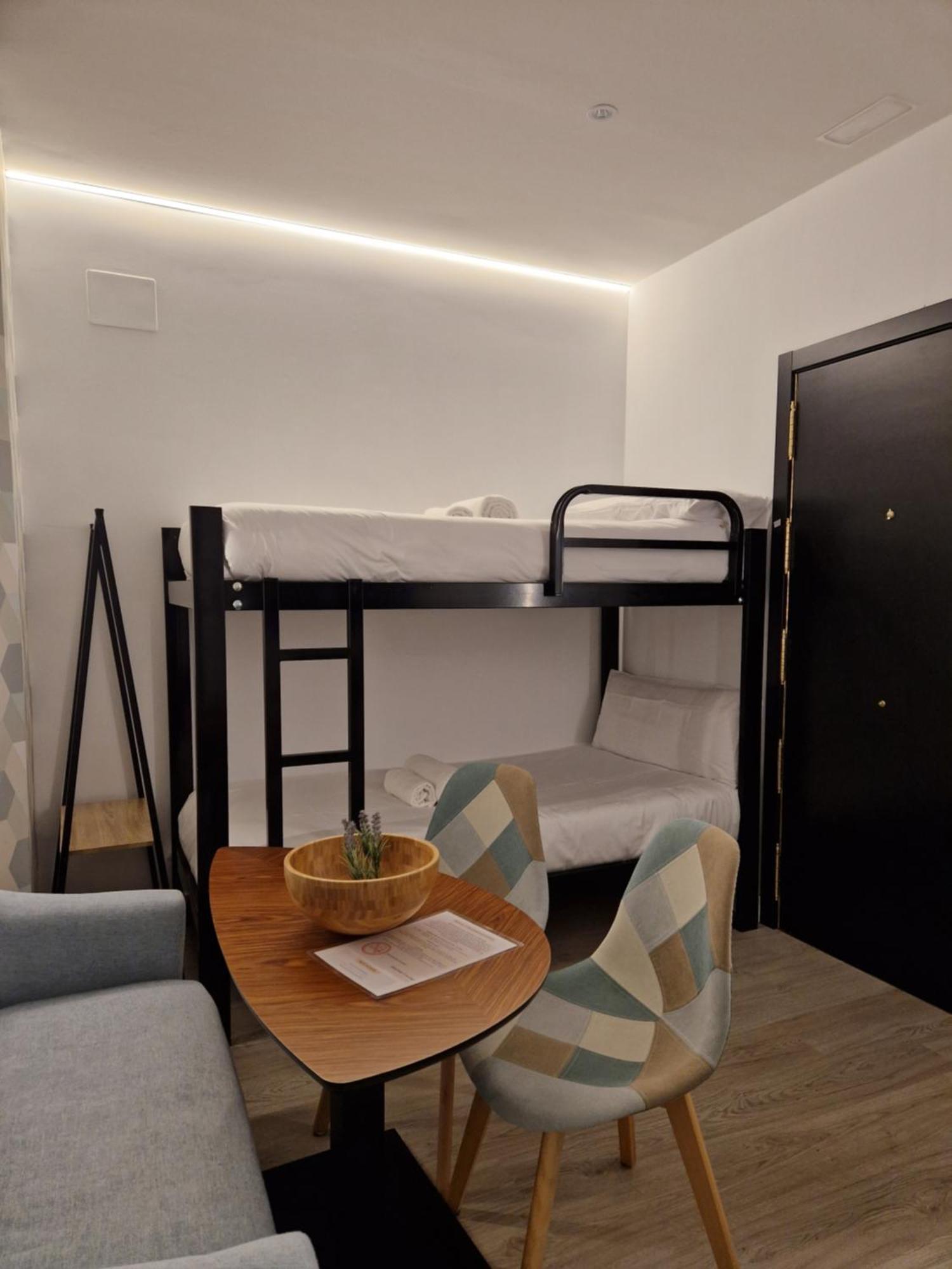 Apartamentos Wur Madrid Esterno foto